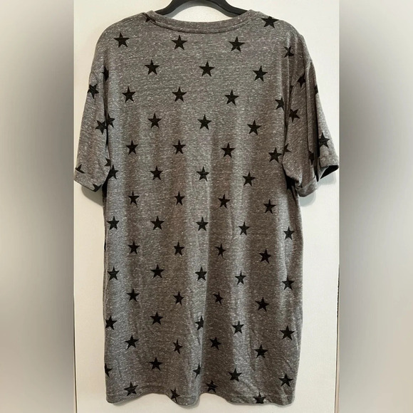 NWT “USA” Women’s T-shirt - Picture 2 of 7